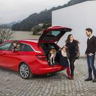 Opel Astra Sports Tourer - za mamu, tatu, psa i kravatu