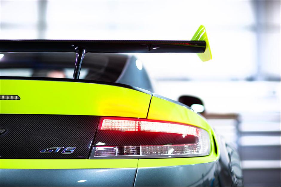 vantage gtV8 | Author: Aston Martin
