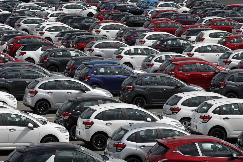 Prodaja novih automobila i dalje na niskim brojkama