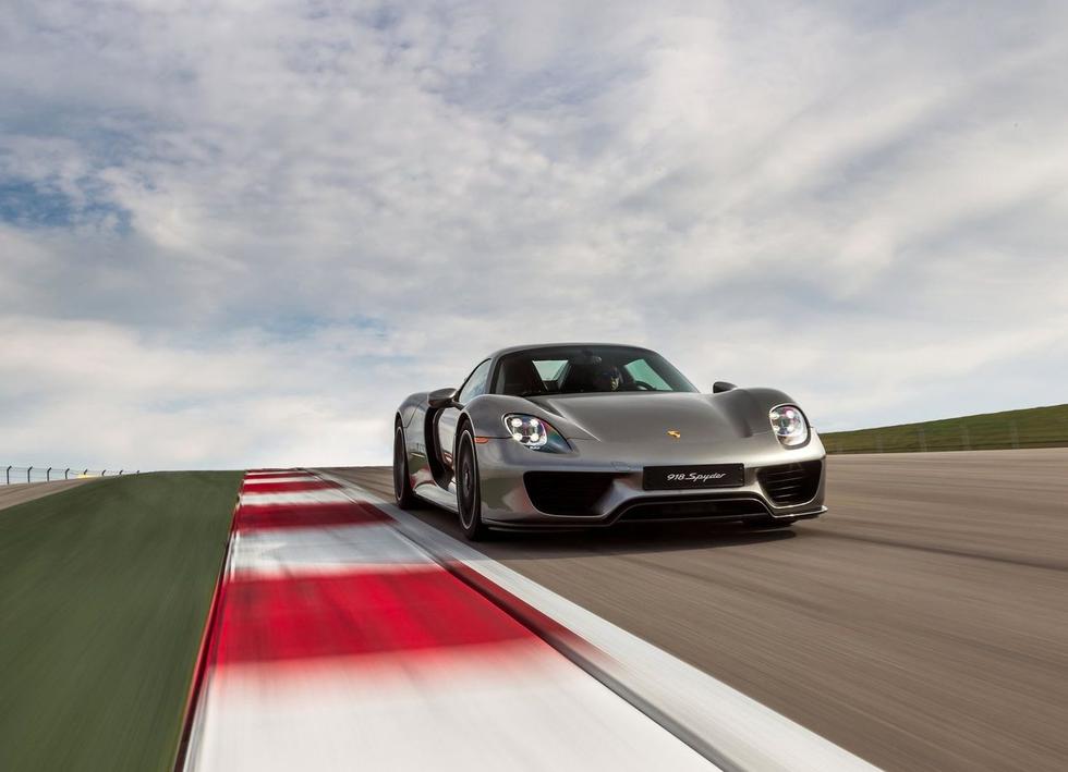 Koenigsegg One:1 na Nurburgringu ruši rekord Porschea 918?