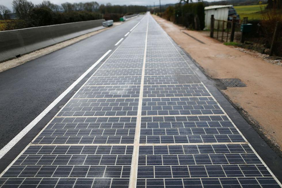 Francuzi službeno otvorili prvi solarni put na svijetu