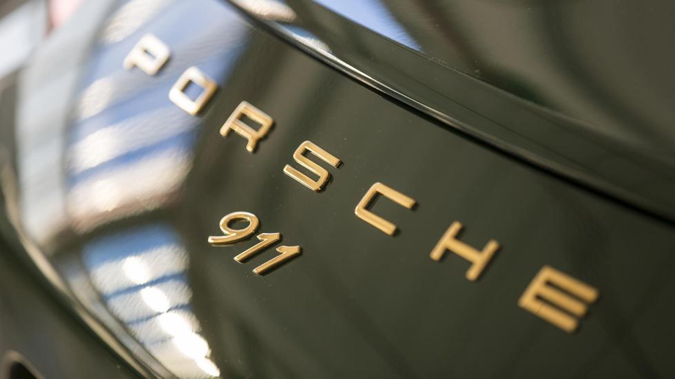 Legendarni Porsche 911 je milijunti put sišao s proizvodne trake!
