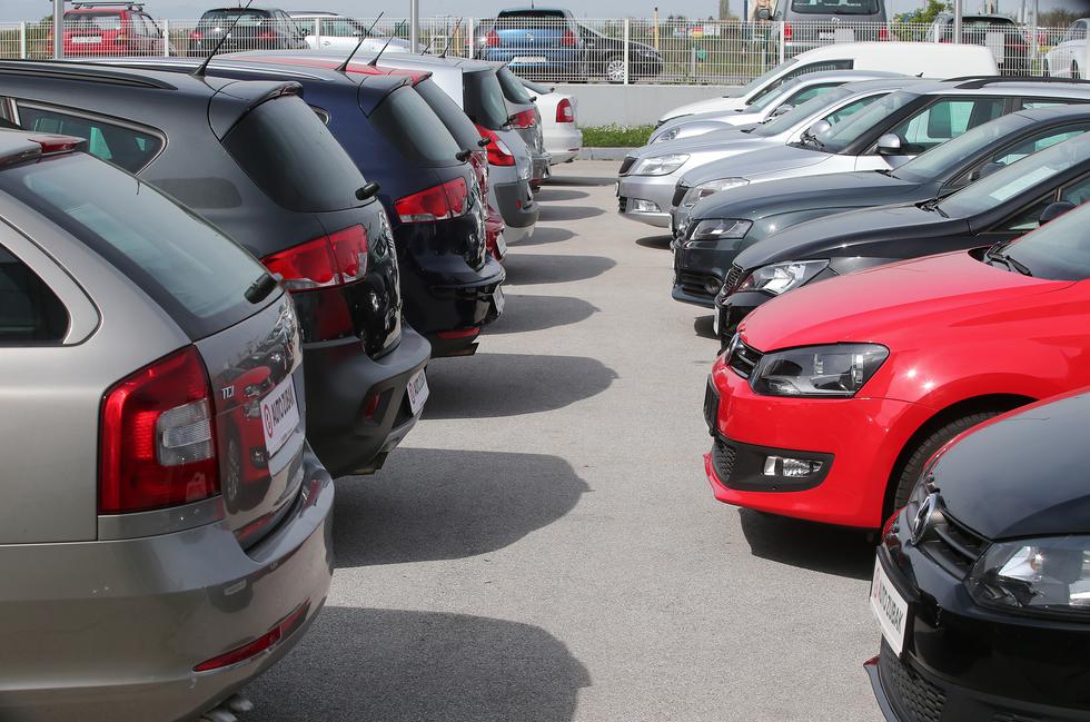 Od 1. siječnja plaćat će se niži porez pri kupnji rabljenog auta