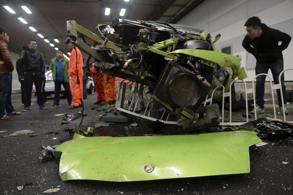 ‘Brzi i žestoki’: U tunelu su razbili skupocjene automobile