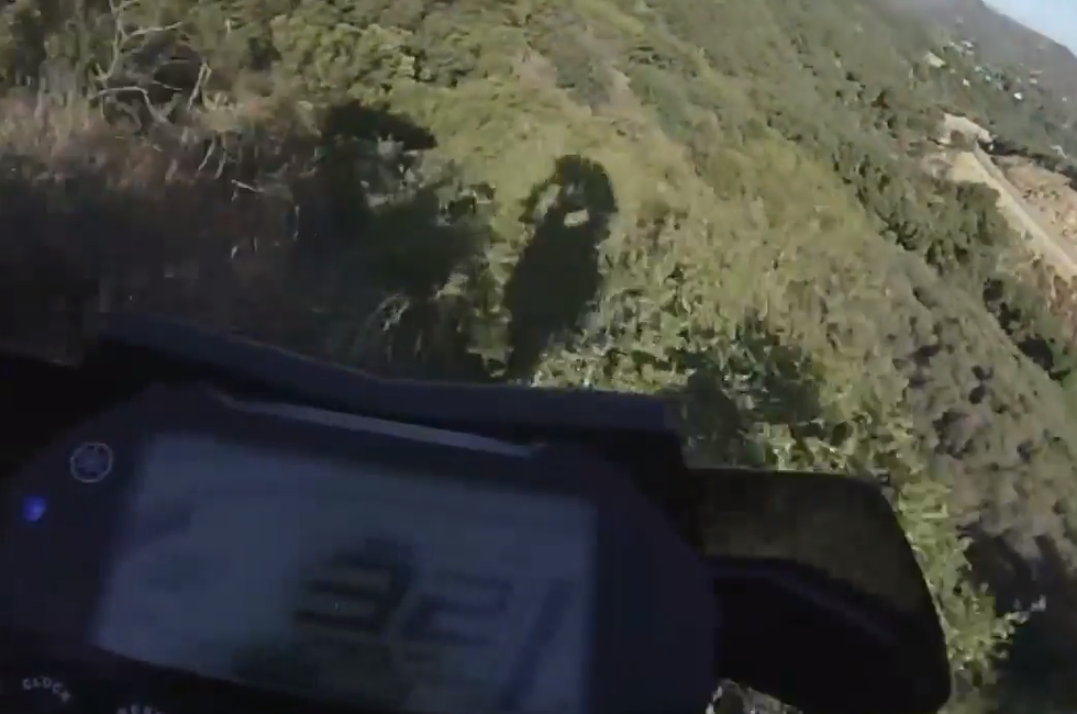 VIDEO: Motociklist "poletio" s litice, preživio i sve zabilježio kamerom