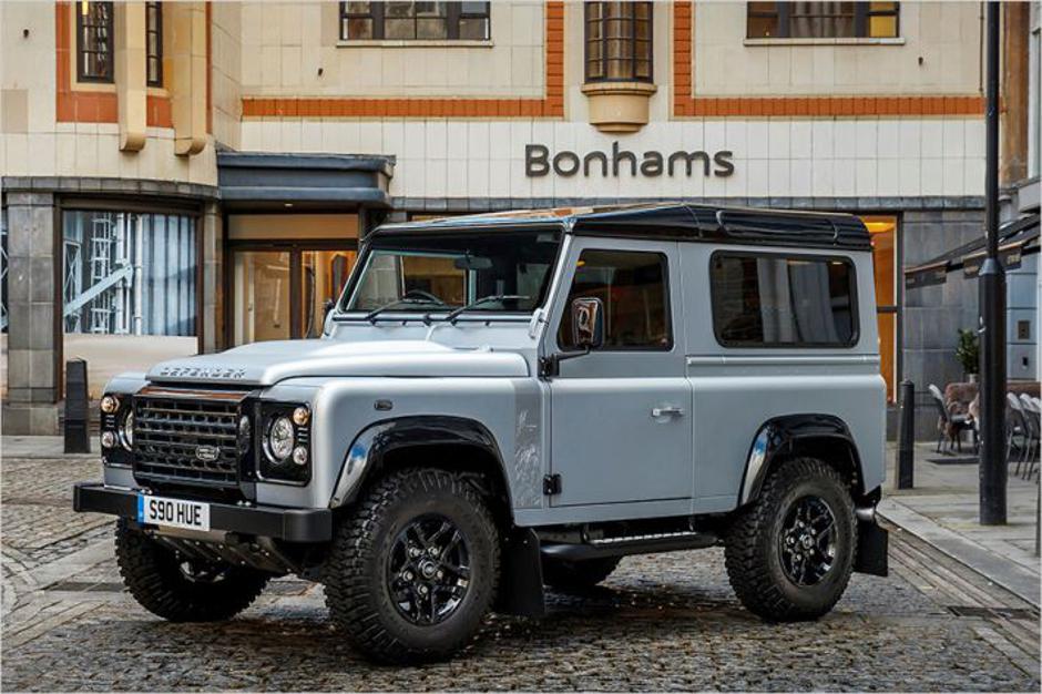 LAND ROVER DEFENDER | Author: Land Rover