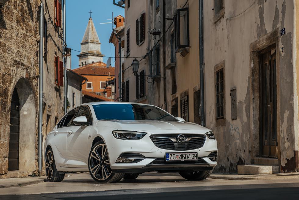 Nikad luksuznija ni naprednija: Nova Opelova Insignia stigla u Hrvatsku