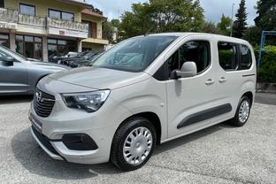 Opel Combo Life 1.5 CDTi Innovation - LED, navigacija, park. kamera