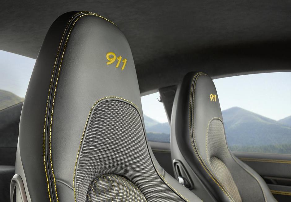 911T | Author: Porsche