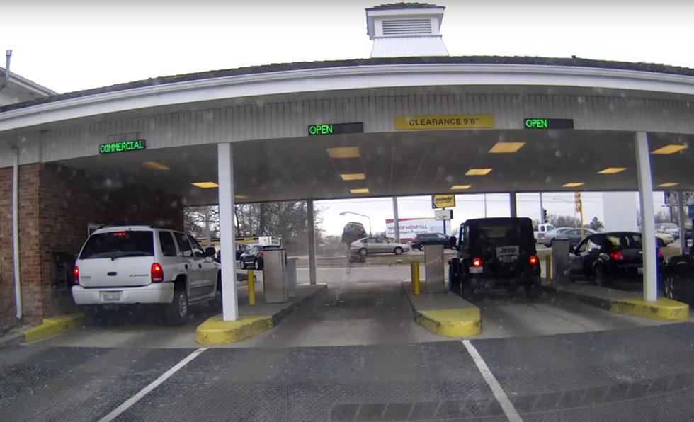 VIDEO: Evo što se desi kad umjesto kočnice nagaziš na gas