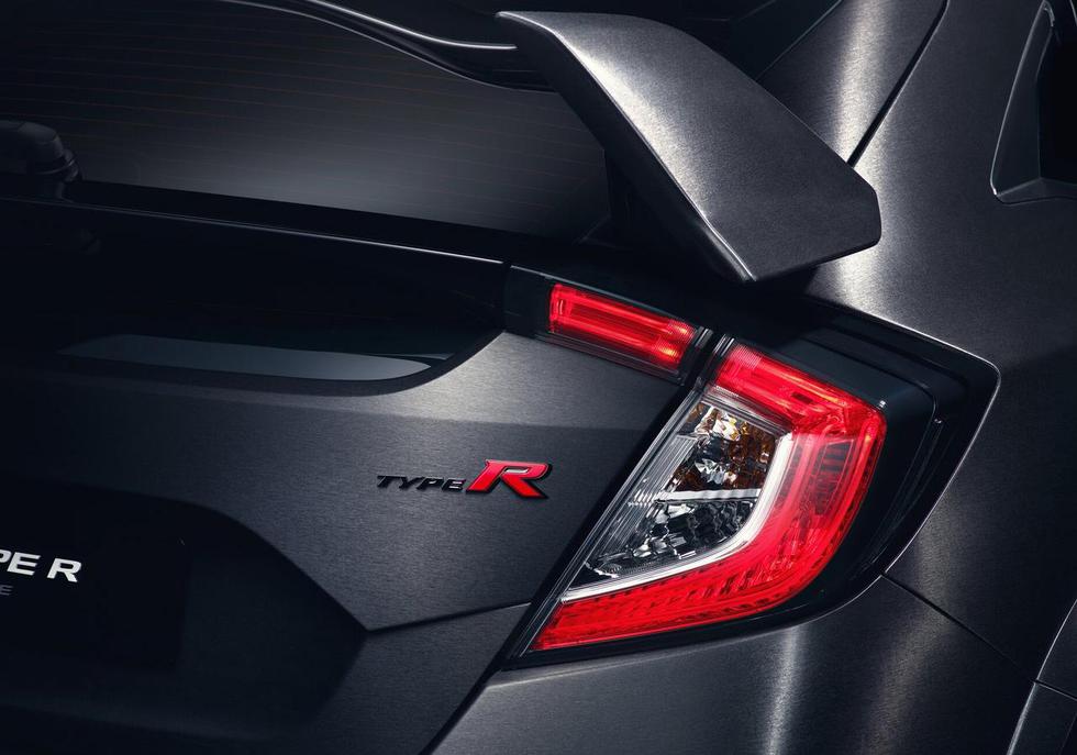 Honda potvrdila da u Ženevu dolazi i nova generacija moćne Civic Type-R