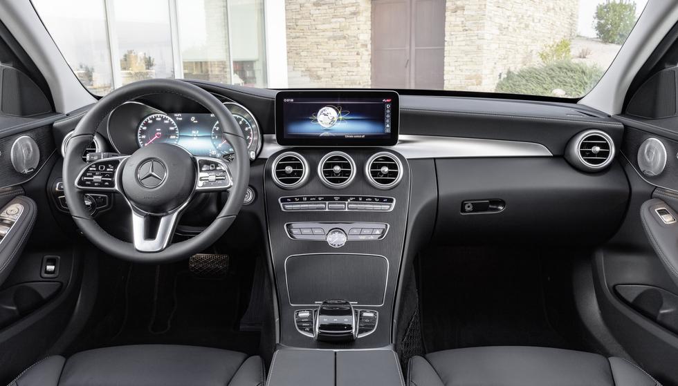 REDIZAJN: Nova Mercedes–Benz C–klasa, limuzina i karavan