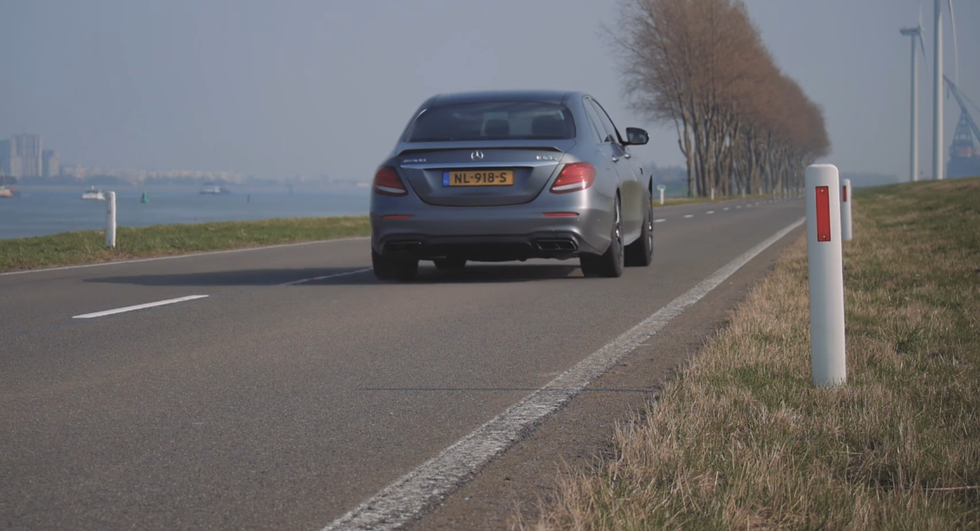 Kako do 300 km/h ubrzava Mercedes-AMG E63 S sa 603 KS?