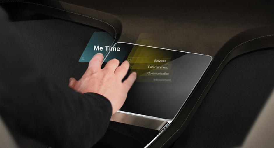 BMW HoloActive Touch | Author: BMW Grupa