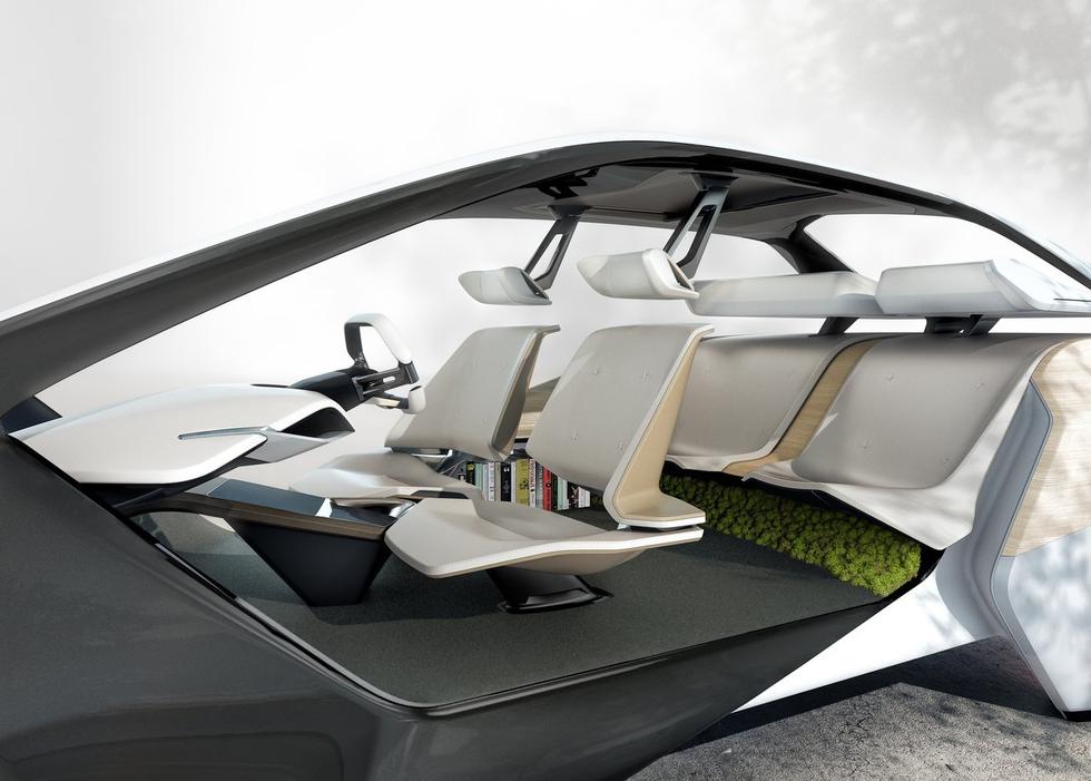 BMW i Inside Future: Ambijent i kontrole prilagođene izabranom režimu vožnje