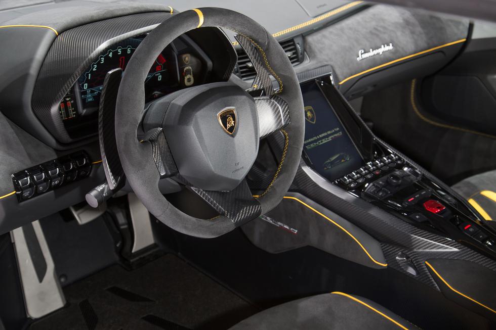 Lamborghini Centenario - veličanstveni talijanski bik