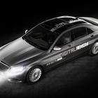 Mercedes predstavio digitalna prednja svjetla