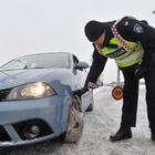 Vozite po snijegu samo s propisanom zimskom opremom