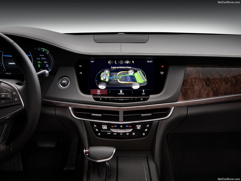 Cadillac CT6 Plug-In Hybrid: Autonomija od 643 km