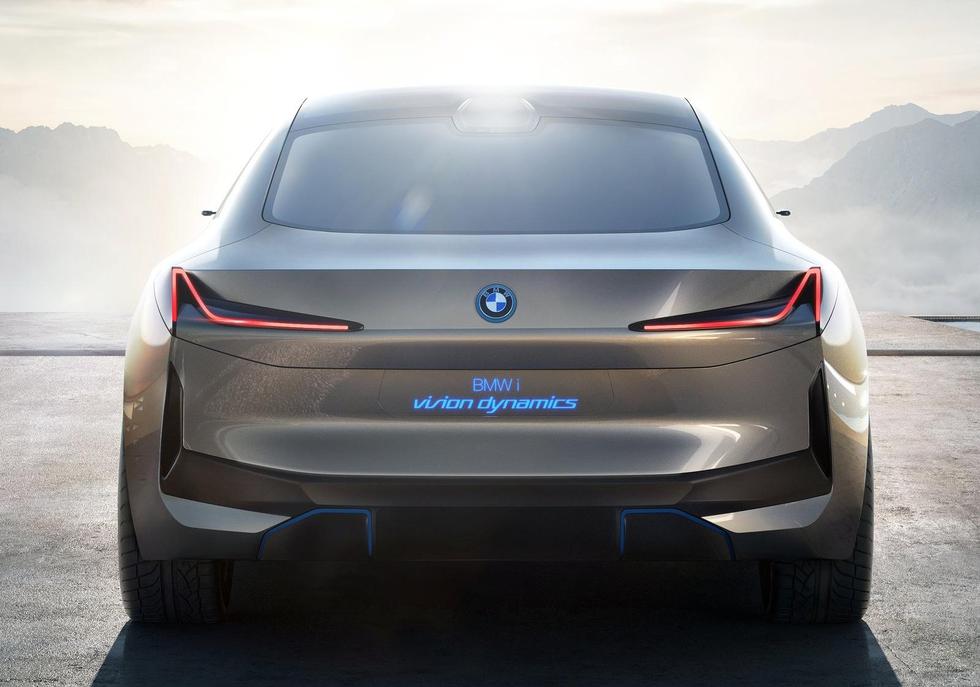 BMW-ov plan elektrodominacije: Želi postati tehnološki lider 
