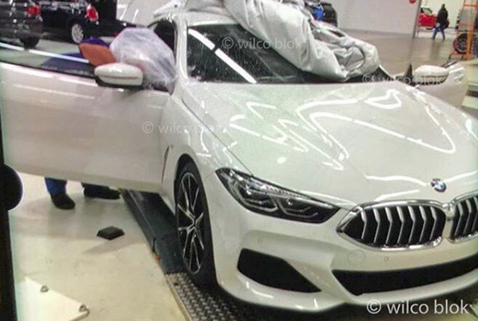 Izgleda zapanjujuće: Potpuno razotkriven novi BMW Serije 8!