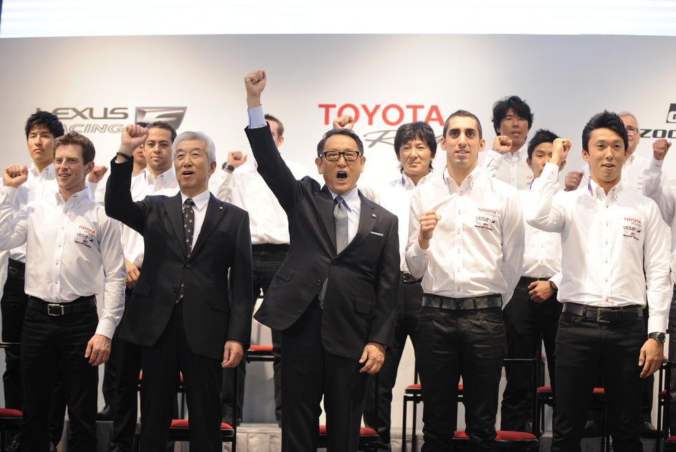 Šef Toyote: Nastavimo proizvoditi motore na unutarnje izgaranje!