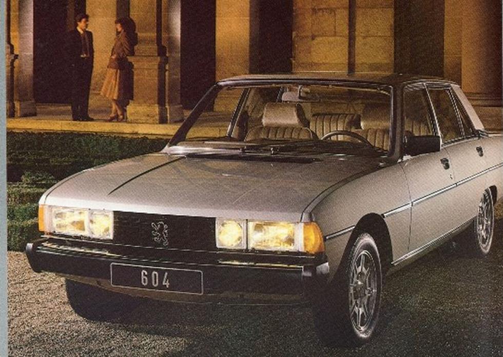 Peugeotovi oldtimeri na svoj jubilej pokazuju svoju vitalnost