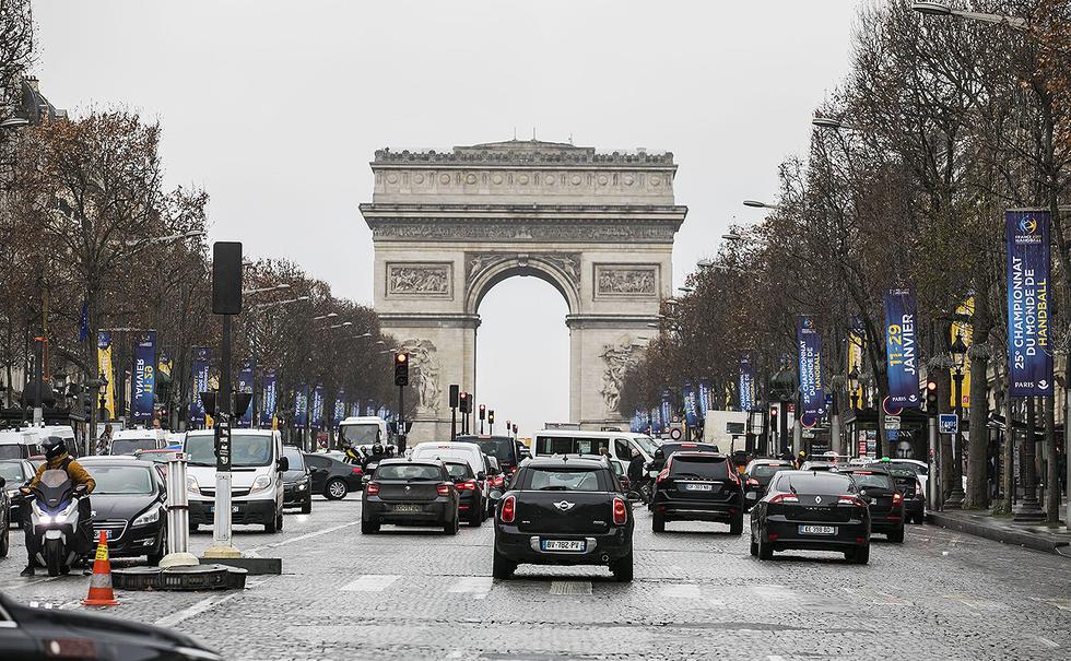 Arc de Triomphe: Ovako se prolazi najluđim kružnim tokom u Europi