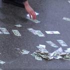 VIDEO: Za prometne nesreće po autocesti letjele novčanice