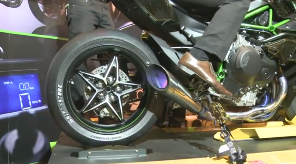 Kawasaki H2R: Motocikl koji juri 400 km/h riga vatru kao ljuti zmaj