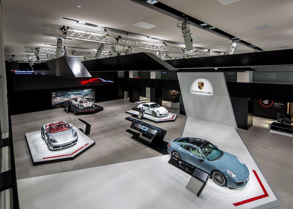 Porscheov muzej u Stuttgartu: Šetnja kroz veličanstvenu povijest