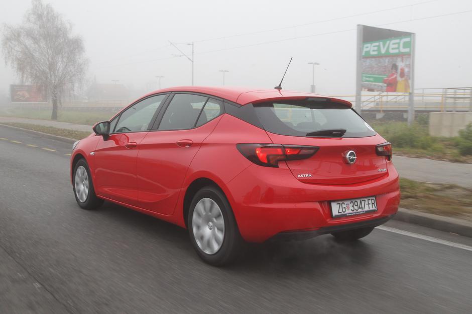 Opel Astra K Enjoy 1.0 XFL | Author: Zoran Majcan