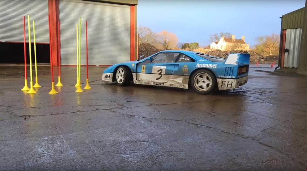 Nevjerojatno: Ultrarijetkim trkaćim Ferrarijem F40 jurili po blatu