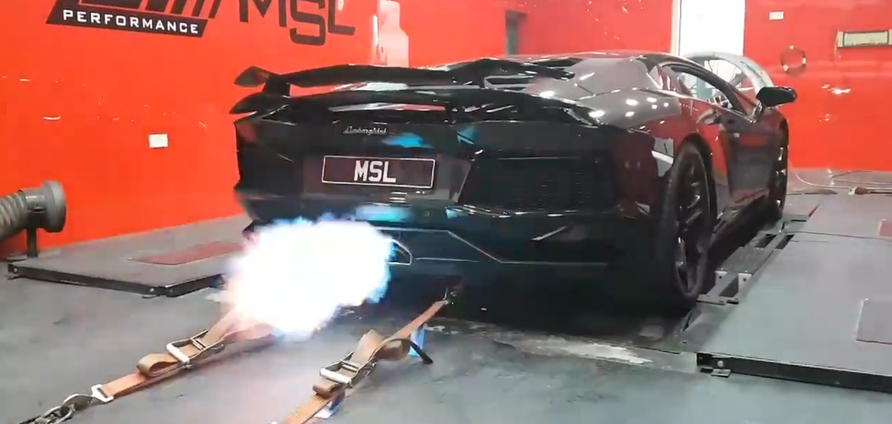 Lambo Aventador: Opaki zvuk talijanskog demona opremljenog trkaćim auspuhom