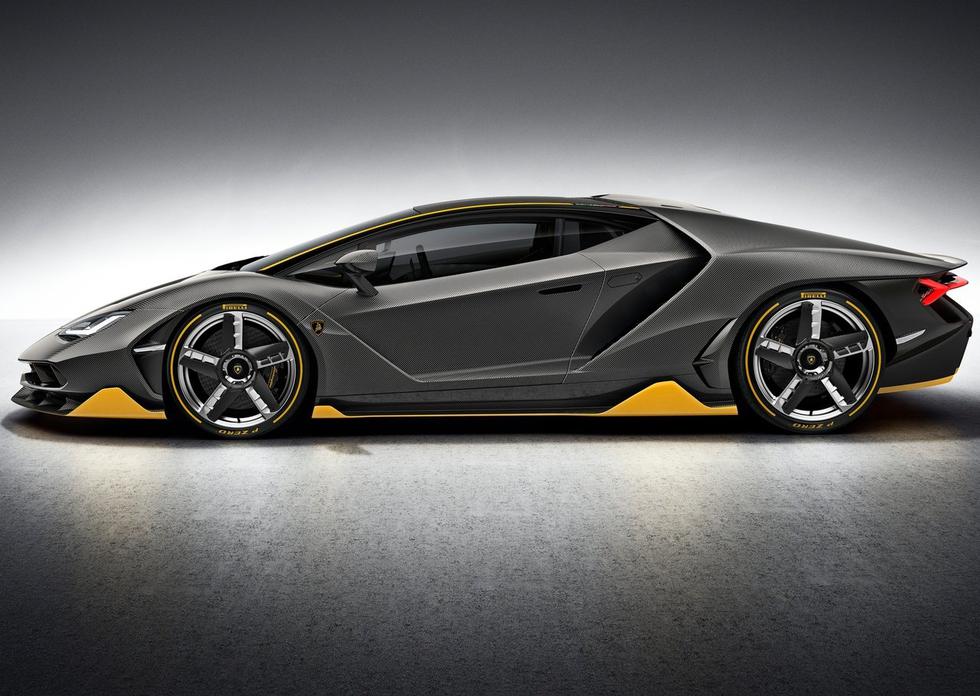VIDEO: Lamborghini Centenario: Pogledajte i poslušajte veličanstvenog "bika" 