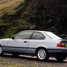 BMW 318iS: Bio je san snova 90-ih, a i danas pršti od elegancije