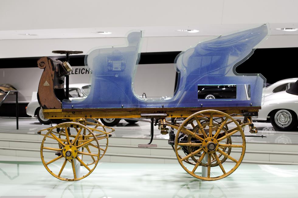 Porscheov muzej u Stuttgartu: Šetnja kroz veličanstvenu povijest