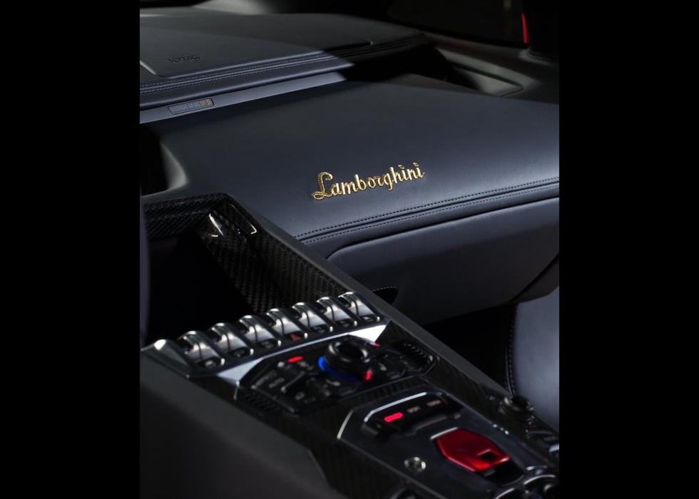 Lamborghini Aventador Miura Homage u čast 50. obljetnice Miure i V12 agregata