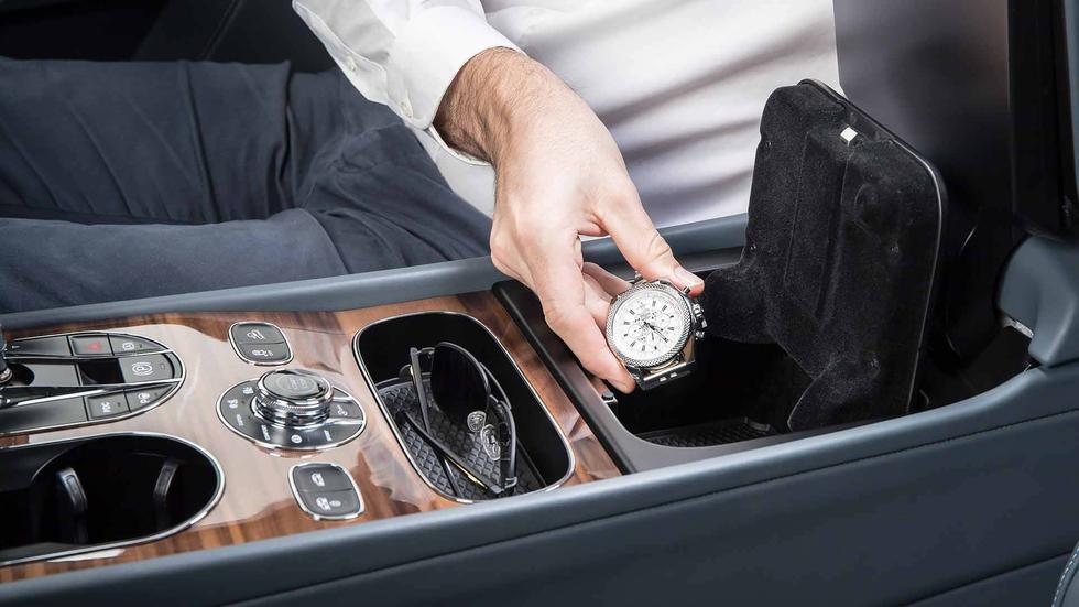 Za najbogatije: Bentley ugradio pretinac na otisak prsta