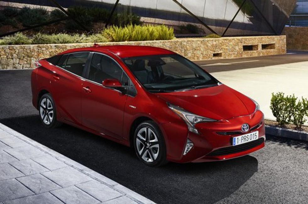 Novi Prius postaje rekorder potrošnje s 3 litre na 100 km