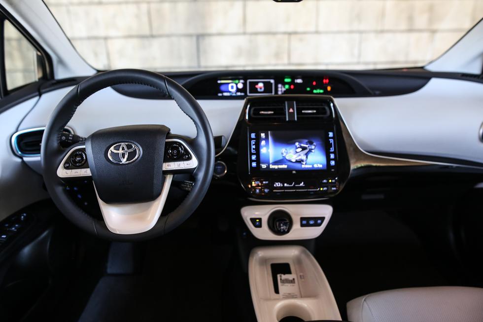 Toyota Prius: Aerodinamična i tehnološka zvjerka generaciju je ispred svih