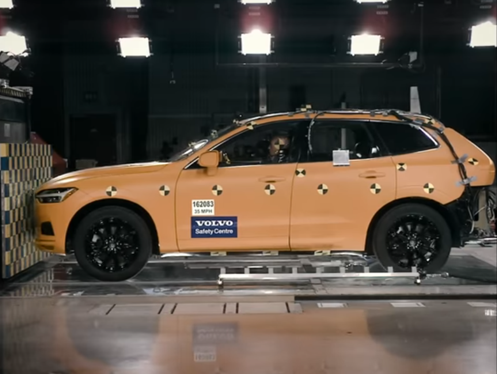 Kako u crash testu izgleda najnoviji Volvo XC60 druge generacije?