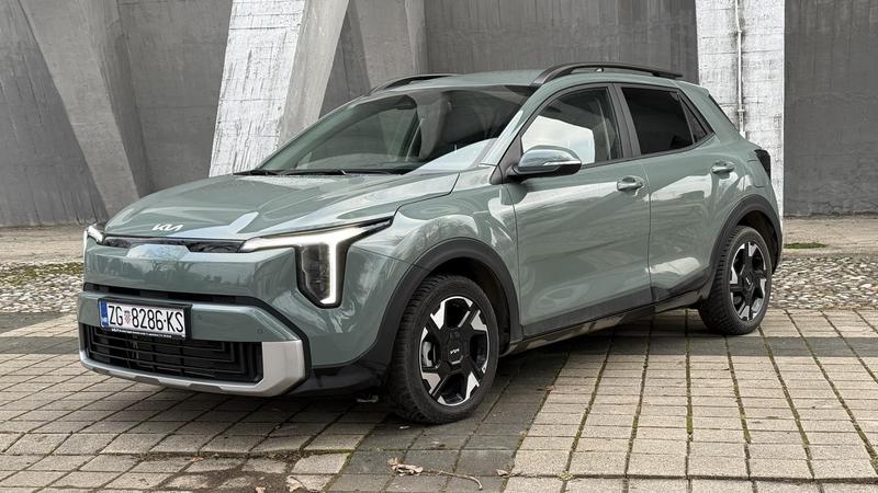 Test Kia Stonic 1.0 T-GDI DCT EX Style: Redizajn savr&scaron;eno skriva godine