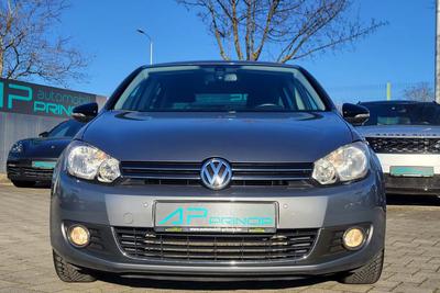 VW Golf VI 1.6TDI ''STYLE'' Keyless/Webasto/Dynaudio/CD6/ParkAssist