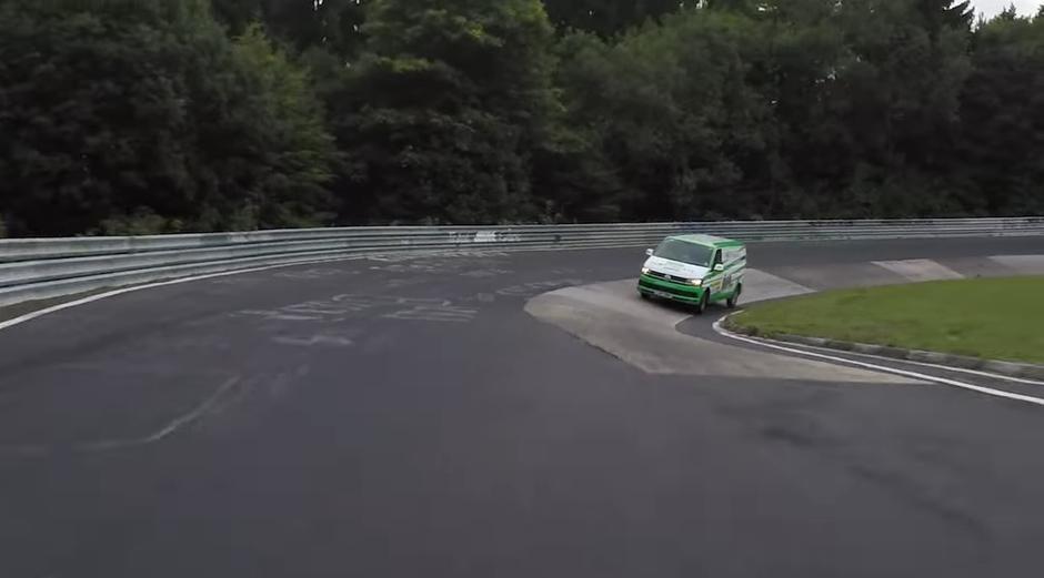 Serijskim kombijem ispod 10 minuta po Nürburgringu | Author: YouTube