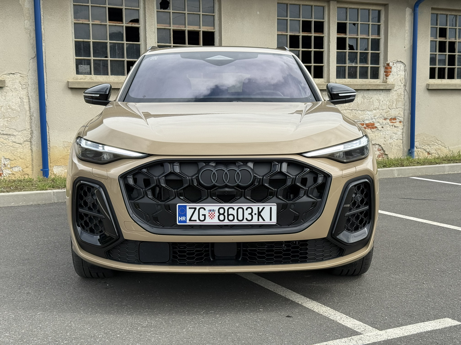 Author: Dubravko Kolarić