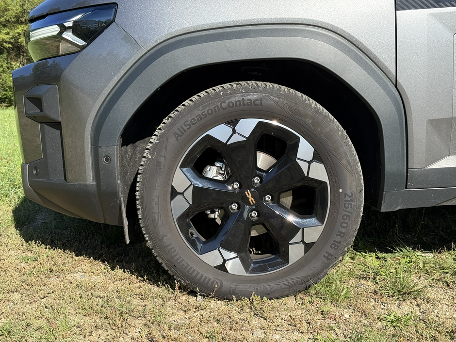 Author: Dubravko Kolarić