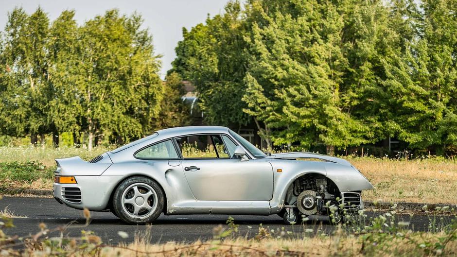Razbijeni Porsche 959 prodaje se za 476 tisuća eura | Author: Mecum Auctions