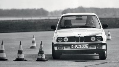 BMW 'kockica' E30