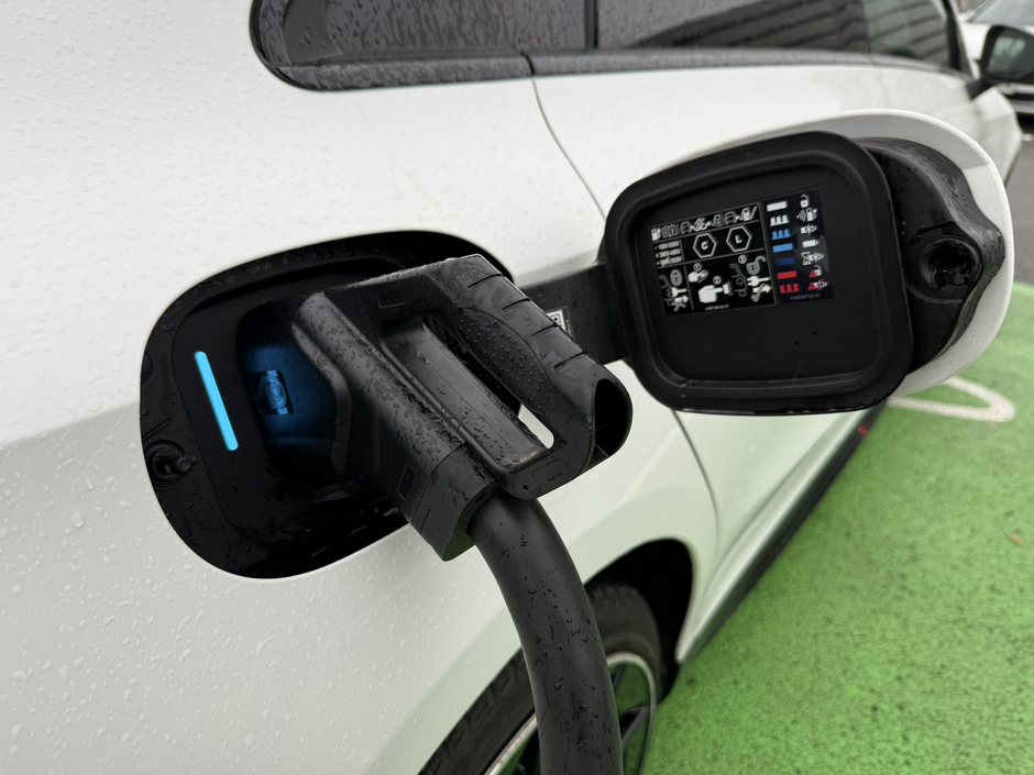 Author: Dubravko Kolarić